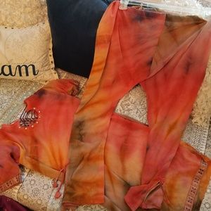 2 piece set made in india Saree/ pavada/ lehenga